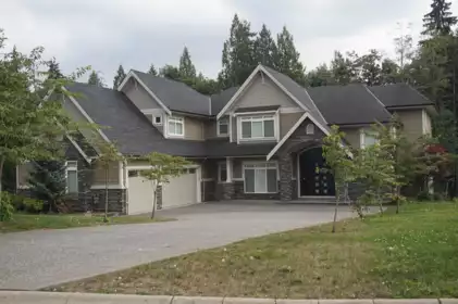12042 265a Street, Maple Ridge, BC, Websters Corners — 6 bed single family residence for sale