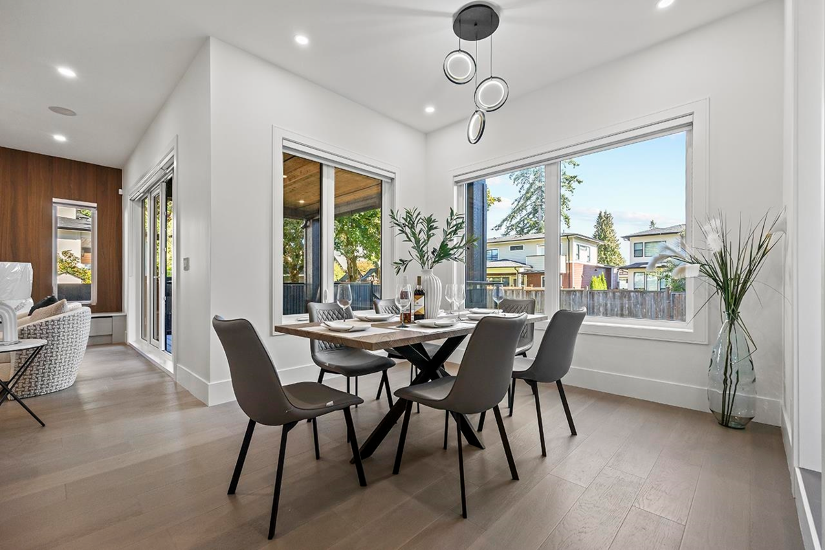 Guest Bathroom Photo of 687 Folsom Street, Coquitlam, BC