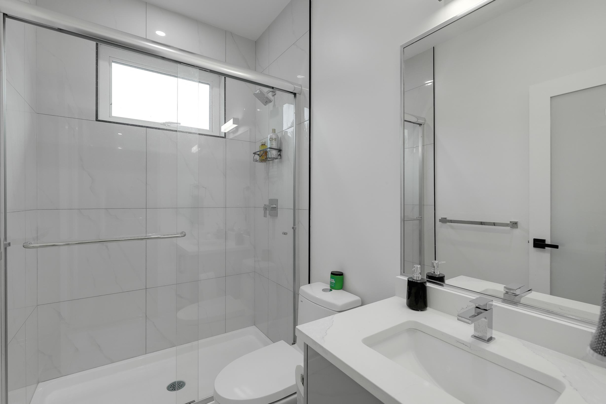 Backyard Photo of 6499 132 Street, Surrey, BC