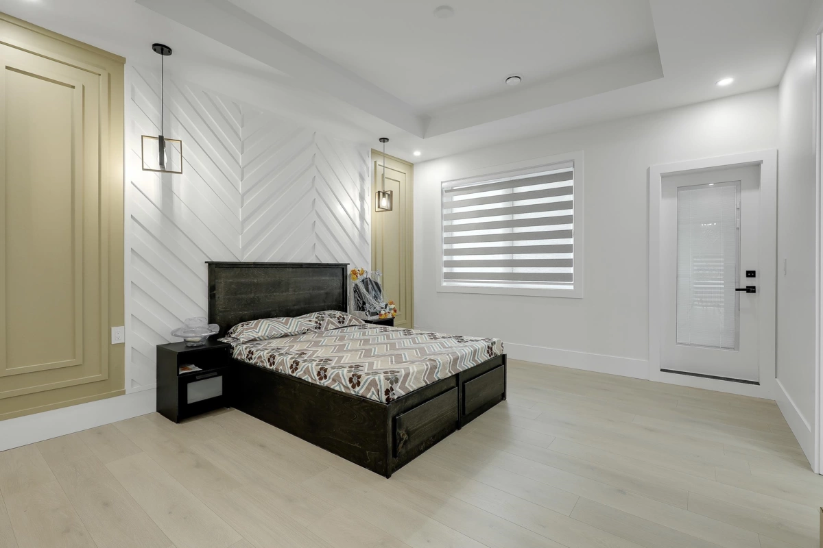 Front Yard Photo of 6499 132 Street, Surrey, BC