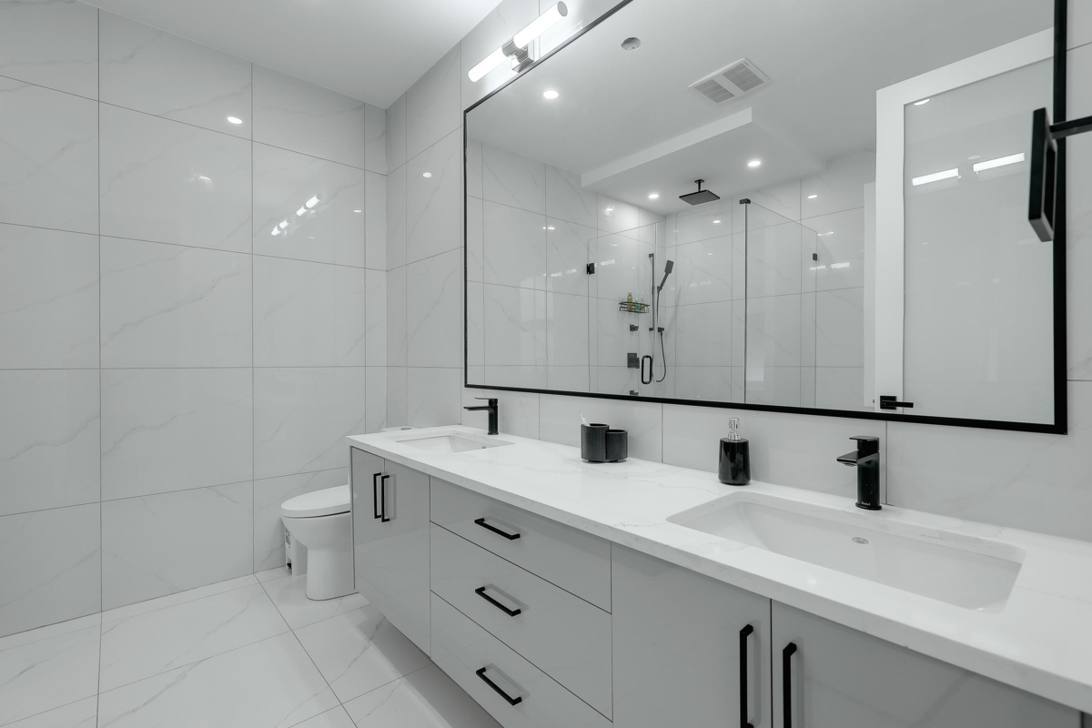 Garden / Landscaping Photo of 6499 132 Street, Surrey, BC