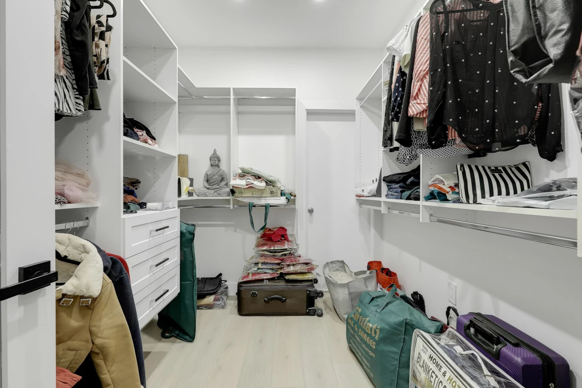 Hot Tub / Spa Photo of 6499 132 Street, Surrey, BC