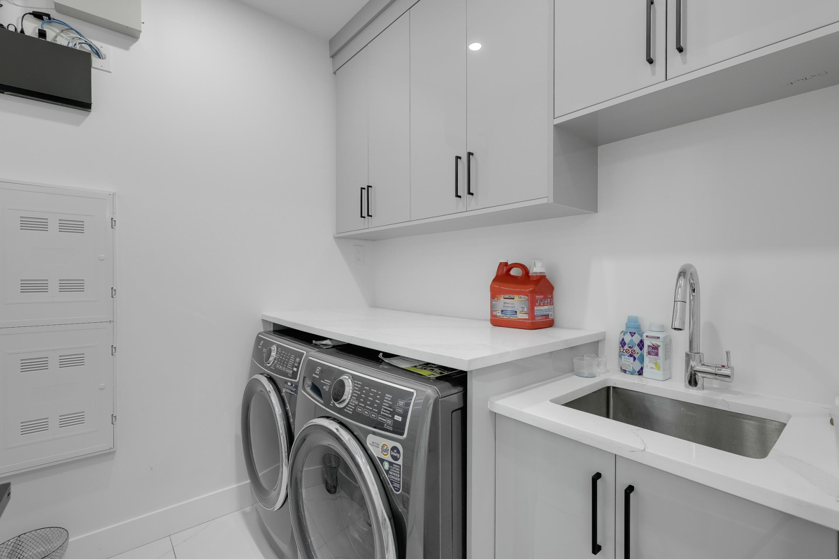 Outdoor Patio Photo of 6499 132 Street, Surrey, BC