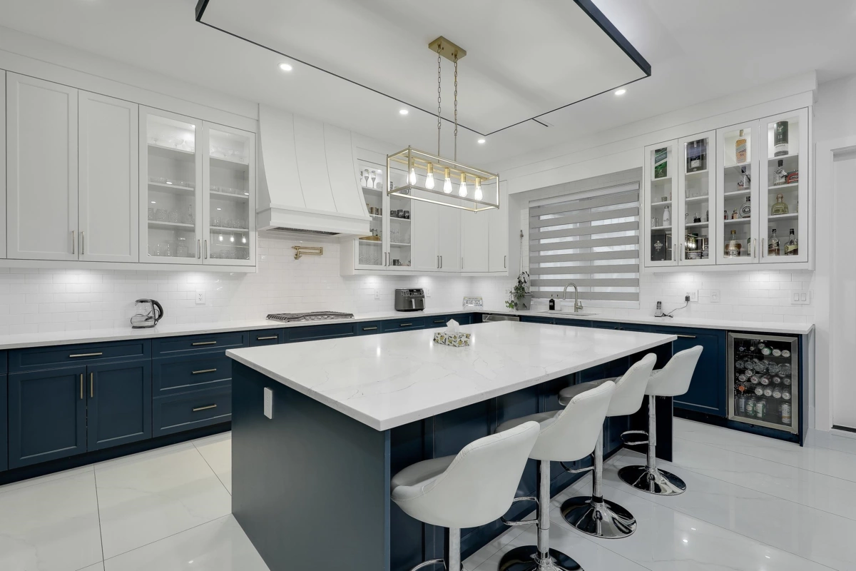 Primary Bathroom Photo of 6499 132 Street, Surrey, BC