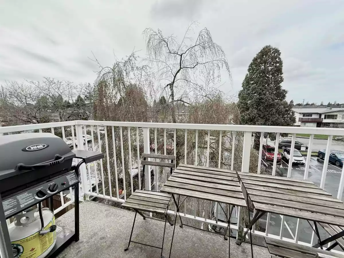 Walk-In Closet Photo of 304 7280 Lindsay Road, Richmond, BC