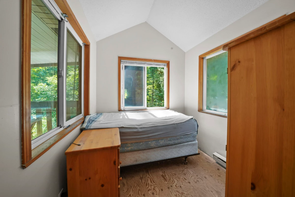 Loft / Bonus Room Photo of 26814 Dewdney Trunk Road, Maple Ridge, BC