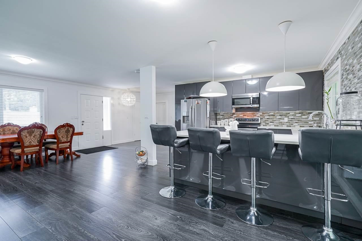 Family Room Photo of 2212 Grant Street, Abbotsford, BC