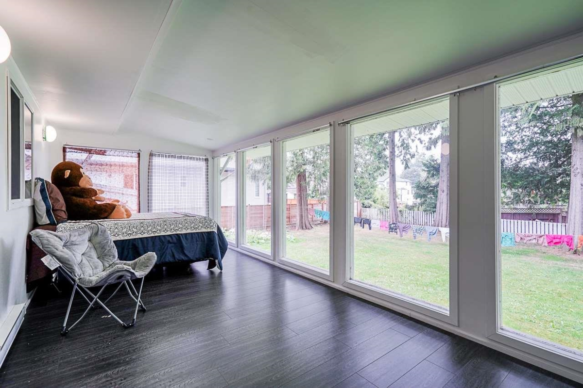 Powder Room Photo of 2212 Grant Street, Abbotsford, BC