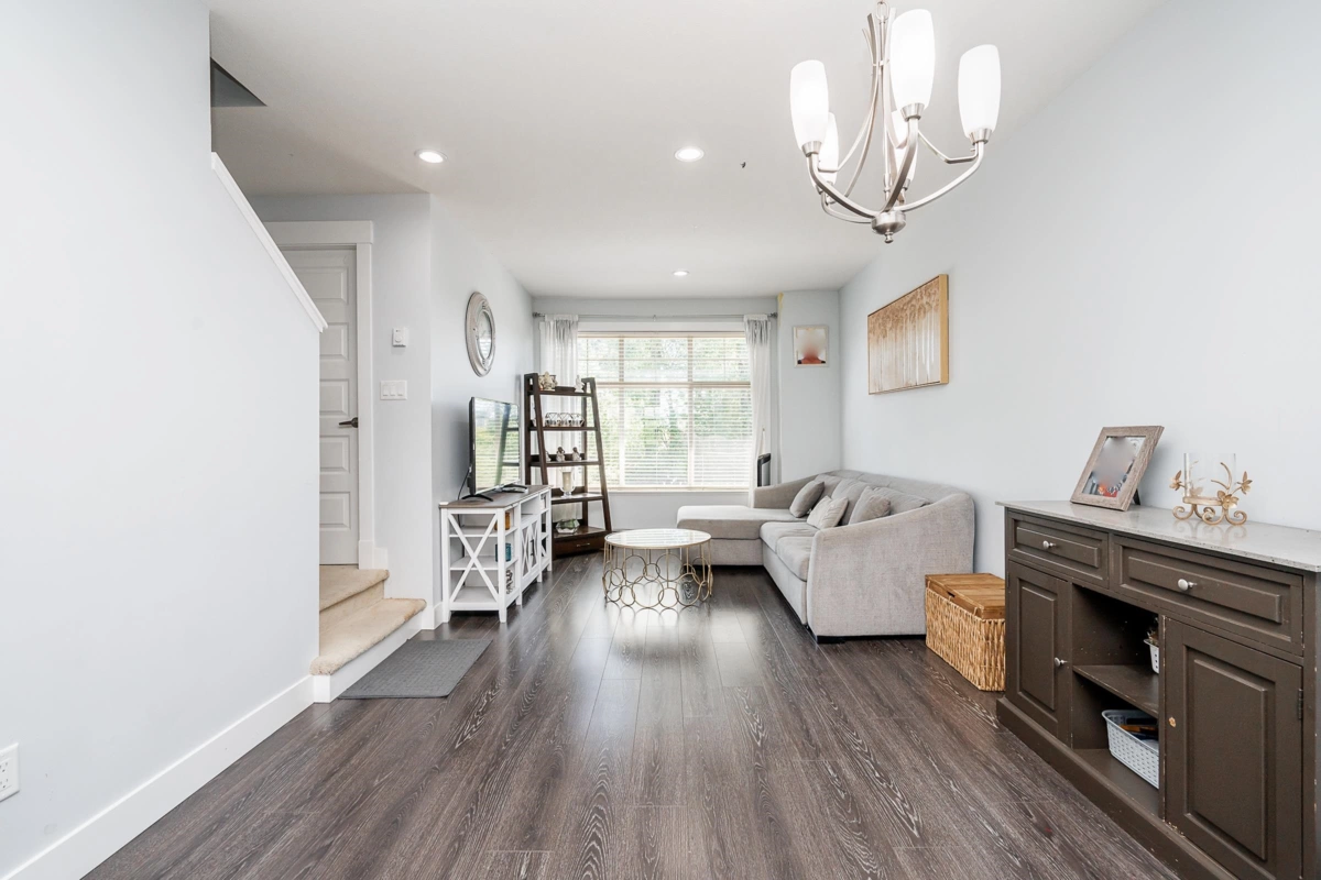 Kitchen Island Photo of 5 19525 73 Avenue, Surrey, BC