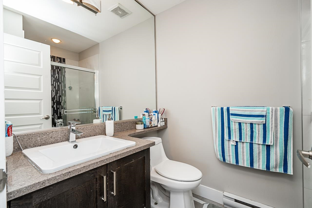 Laundry Room Photo of 5 19525 73 Avenue, Surrey, BC