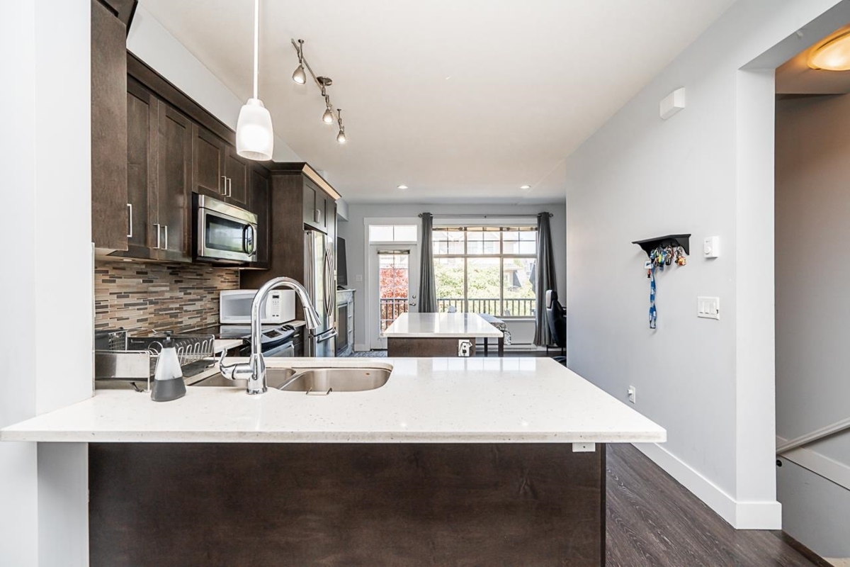 Primary Bedroom Photo of 5 19525 73 Avenue, Surrey, BC