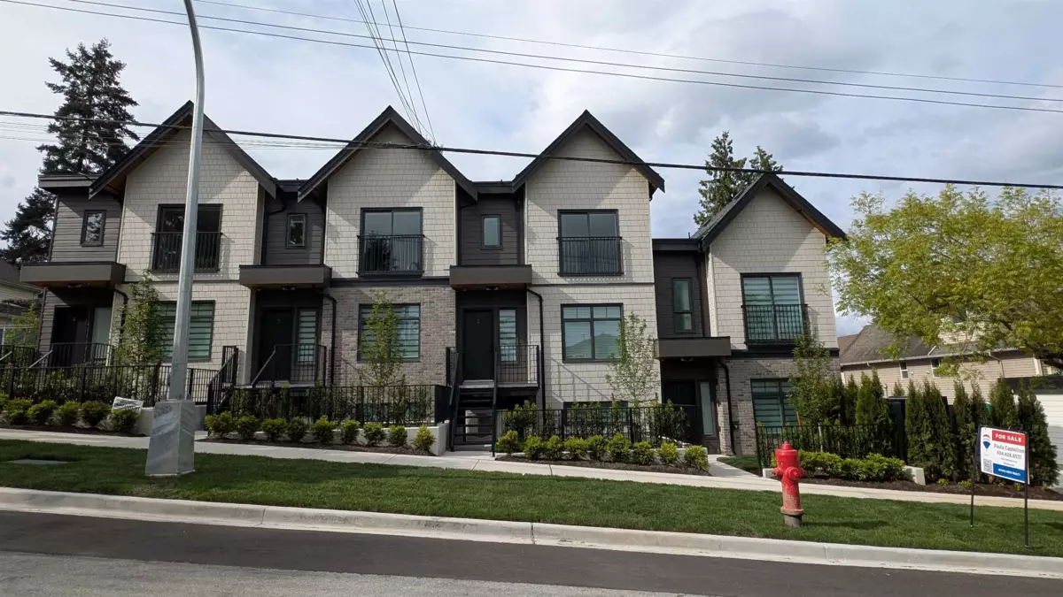 Garden / Landscaping Photo of 3 339 Keary Street, New Westminster, BC