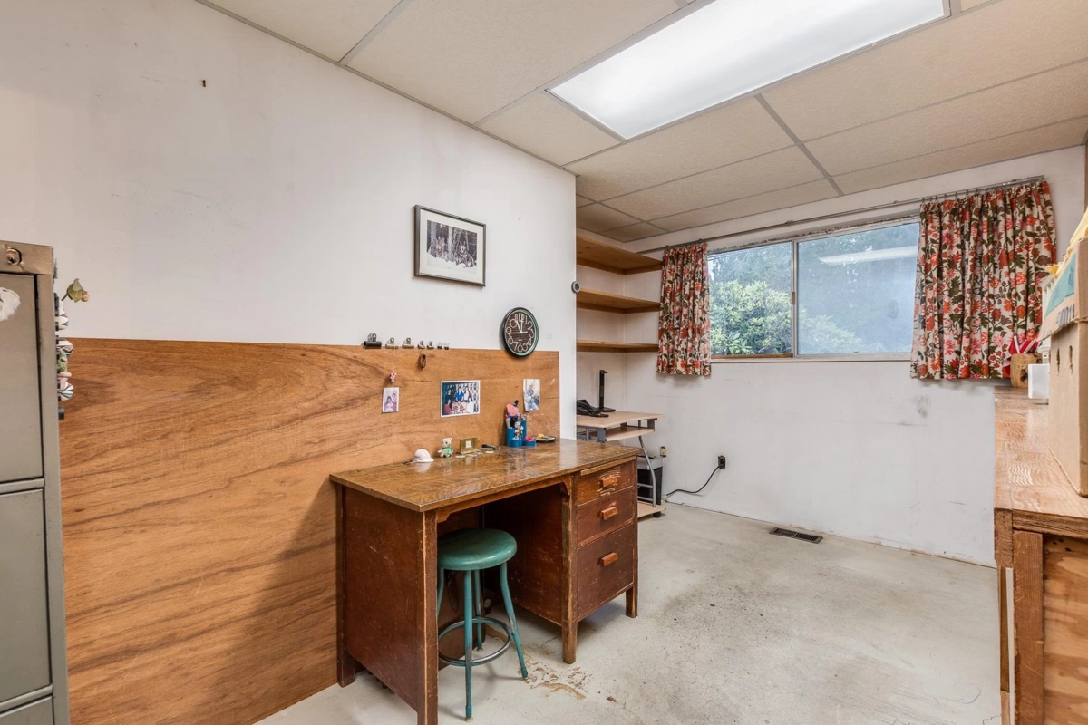Dining Area Photo of 14457 110 Avenue, Surrey, BC