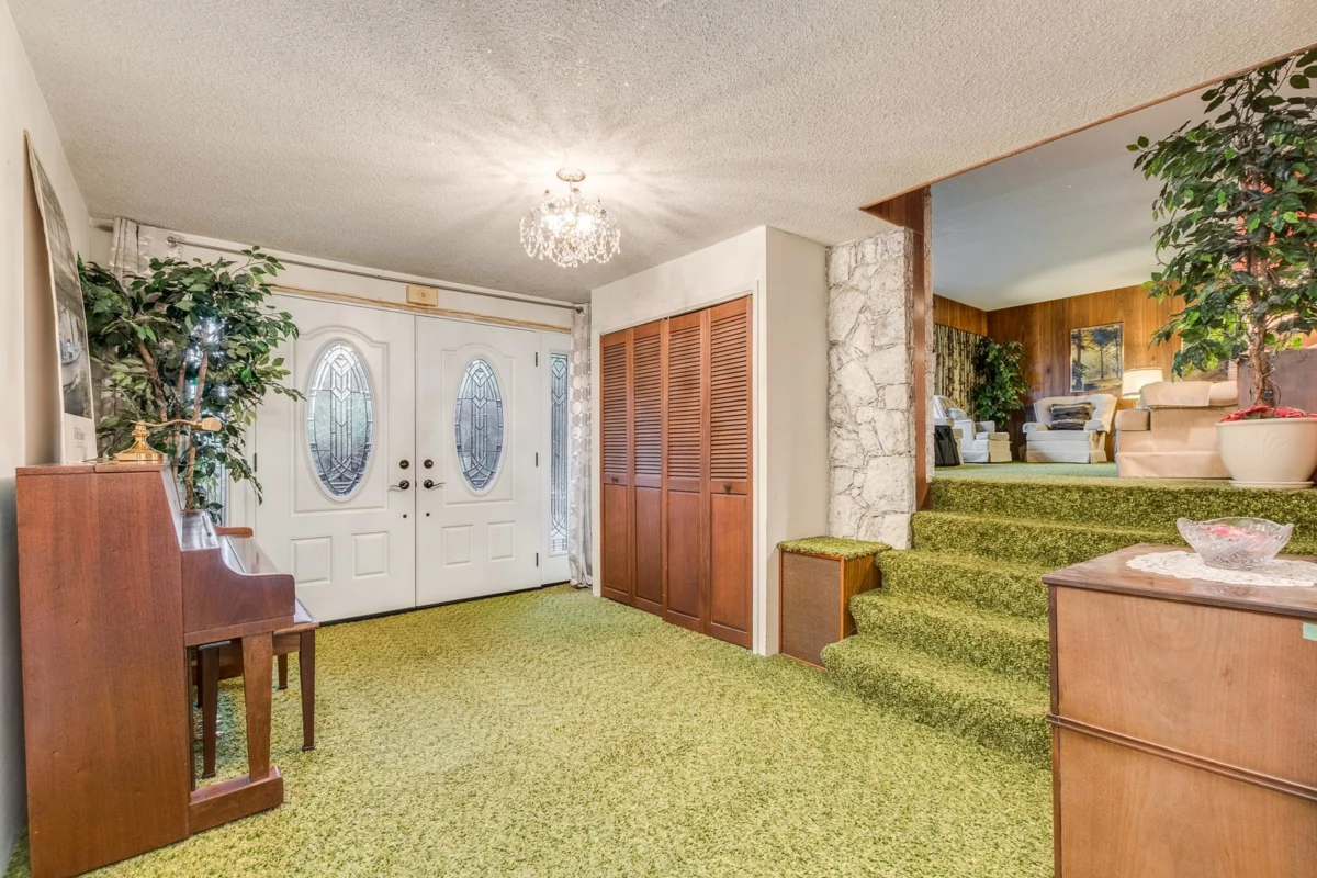 Family Room Photo of 14457 110 Avenue, Surrey, BC