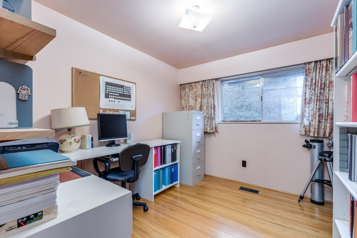 Garage Interior Photo of 14457 110 Avenue, Surrey, BC