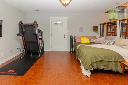 Basement Recreation Room Photo of 2183 128 Street, Surrey, BC