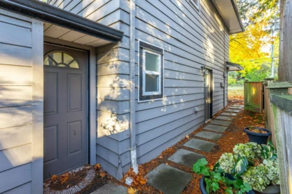 Hot Tub / Spa Photo of 2183 128 Street, Surrey, BC