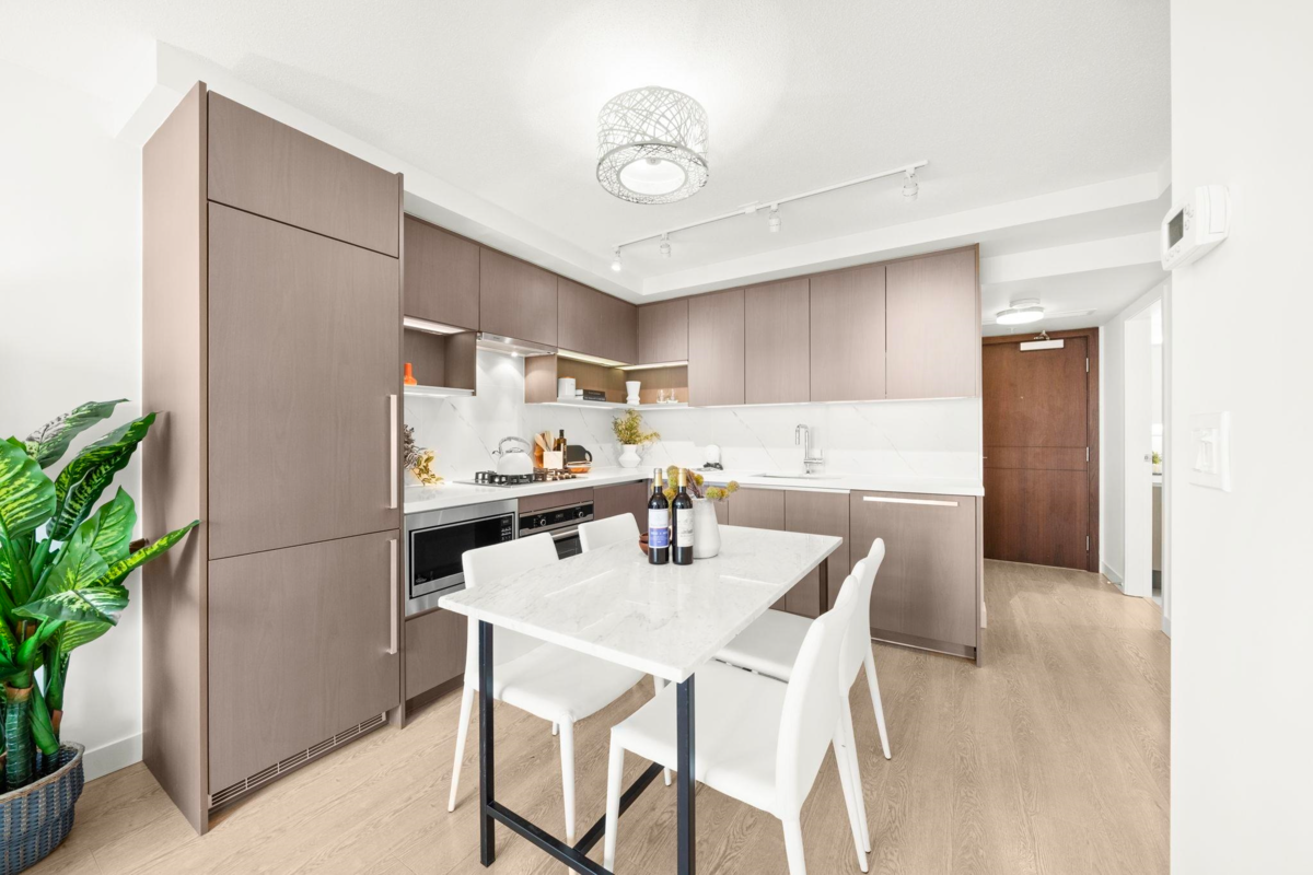 Family Room Photo of 617 8833 Hazelbridge Way, Richmond, BC