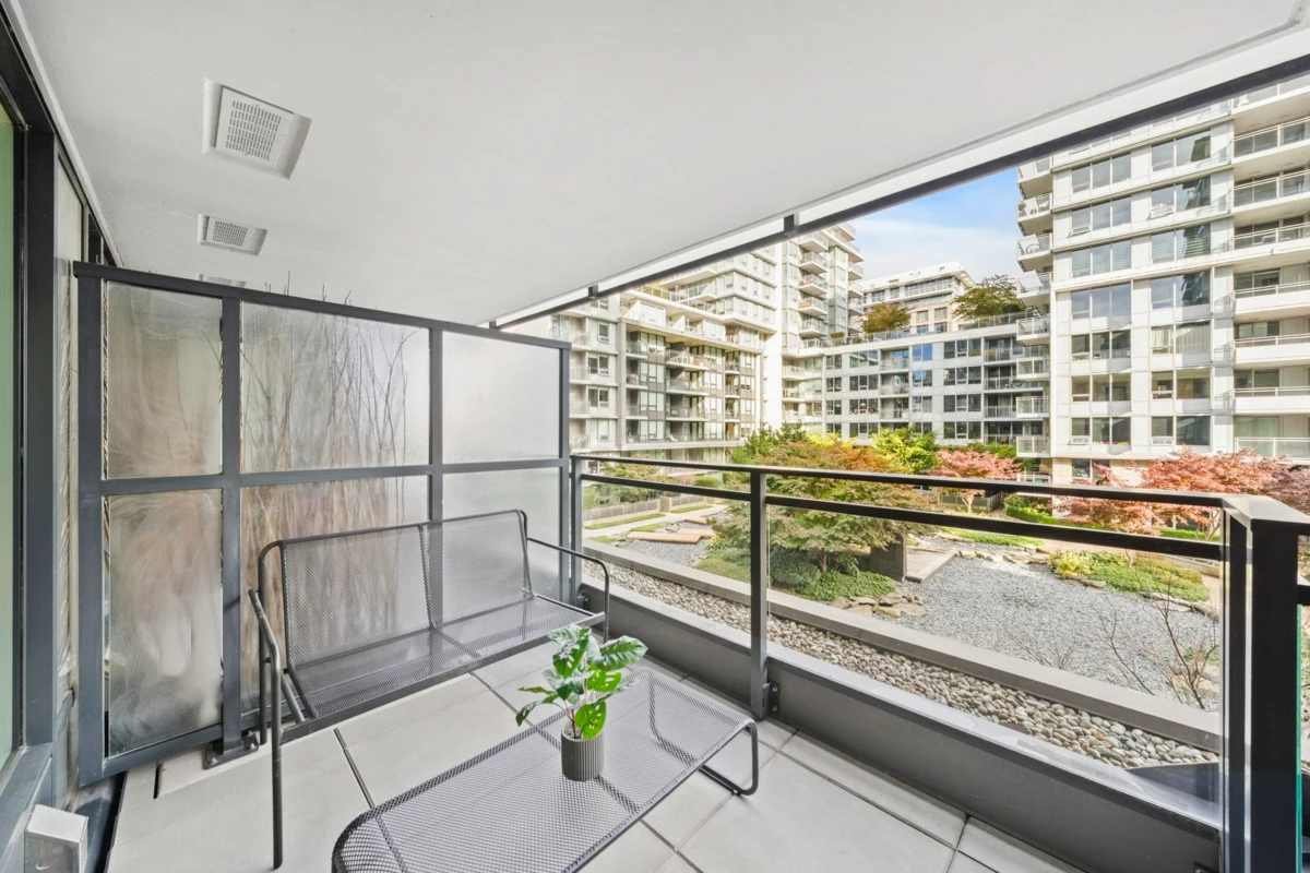 Powder Room Photo of 617 8833 Hazelbridge Way, Richmond, BC