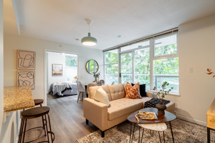 311 9262 University Crescent, Burnaby, BC, Burnaby — Apartment/Condo for sale