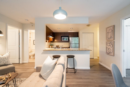 311 9262 University Crescent, Burnaby, BC, Burnaby — Apartment/Condo for sale