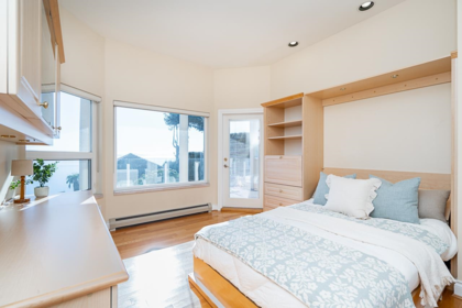 Office / Den Photo of 13158 13 Avenue, Surrey, BC