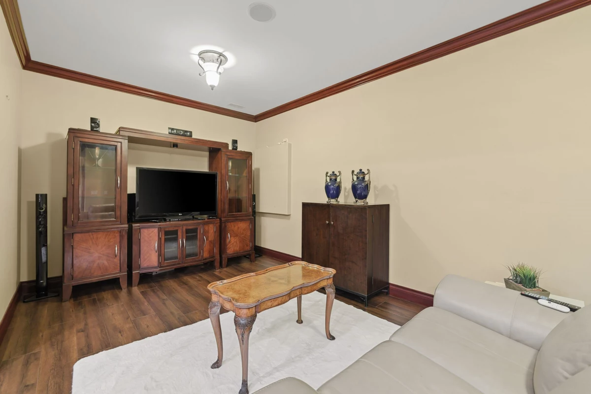 Backyard Photo of 19695 71 Avenue, Surrey, BC