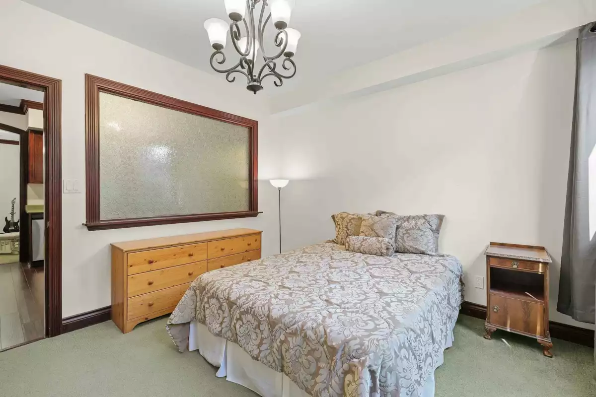 Hot Tub / Spa Photo of 19695 71 Avenue, Surrey, BC