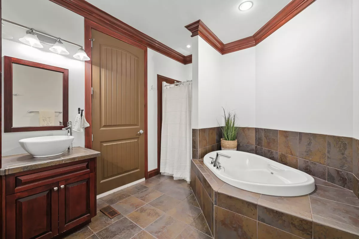 Mudroom Photo of 19695 71 Avenue, Surrey, BC