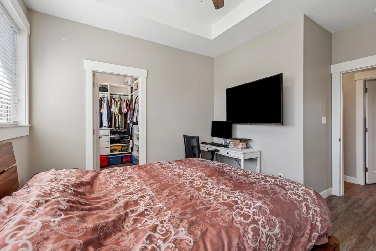 Entry Foyer Photo of 20986 96 Avenue, Langley, BC