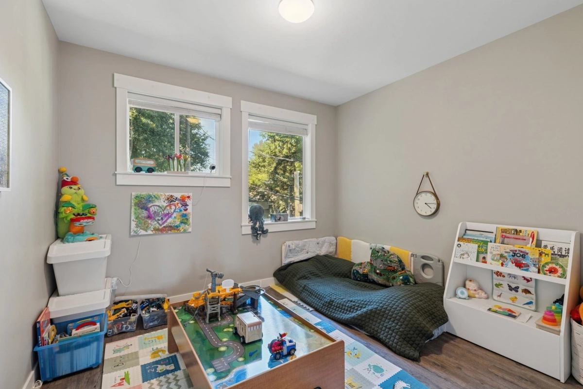 Garage Interior Photo of 20986 96 Avenue, Langley, BC