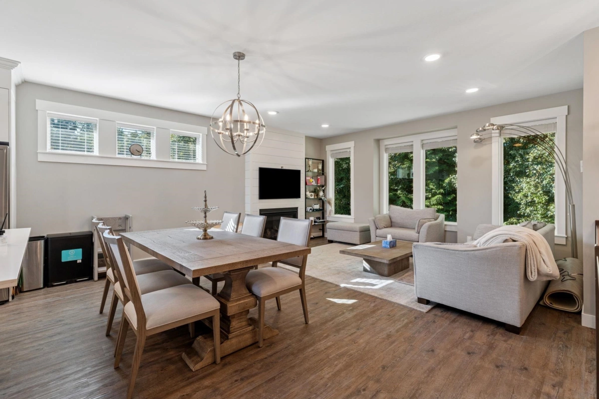 Living Room Photo of 20986 96 Avenue, Langley, BC