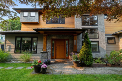 3365 Edgemont Boulevard, North Vancouver, BC, North Vancouver — Single Family Residence for sale