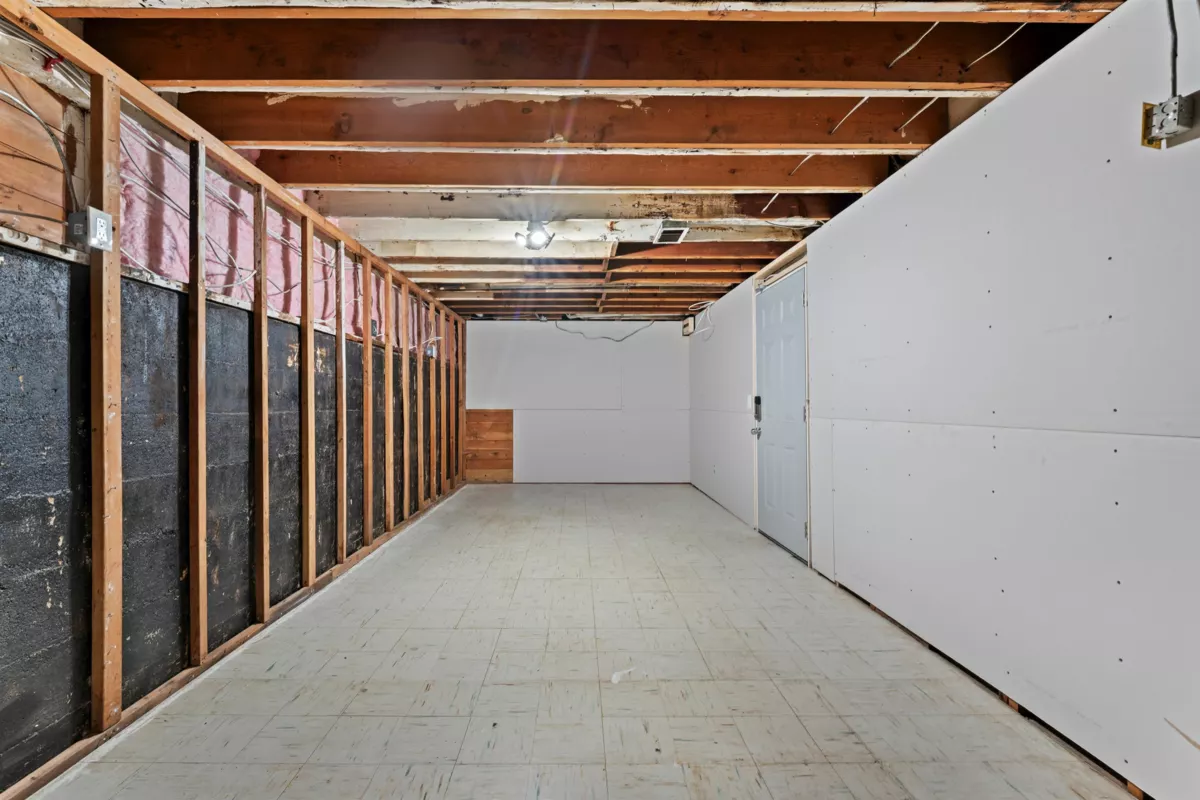 Mudroom Photo of 3605 Oxford Street, Vancouver, BC