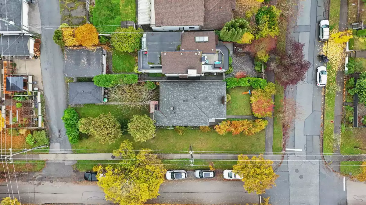 Outdoor Deck Photo of 3605 Oxford Street, Vancouver, BC