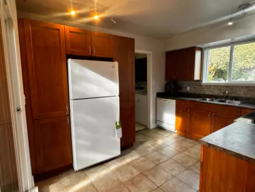 6211 W Greenside Drive, Surrey, BC, Surrey — Townhouse for sale