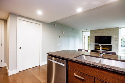 Breakfast Nook Photo of 108 210 W 13th Street, North Vancouver, BC