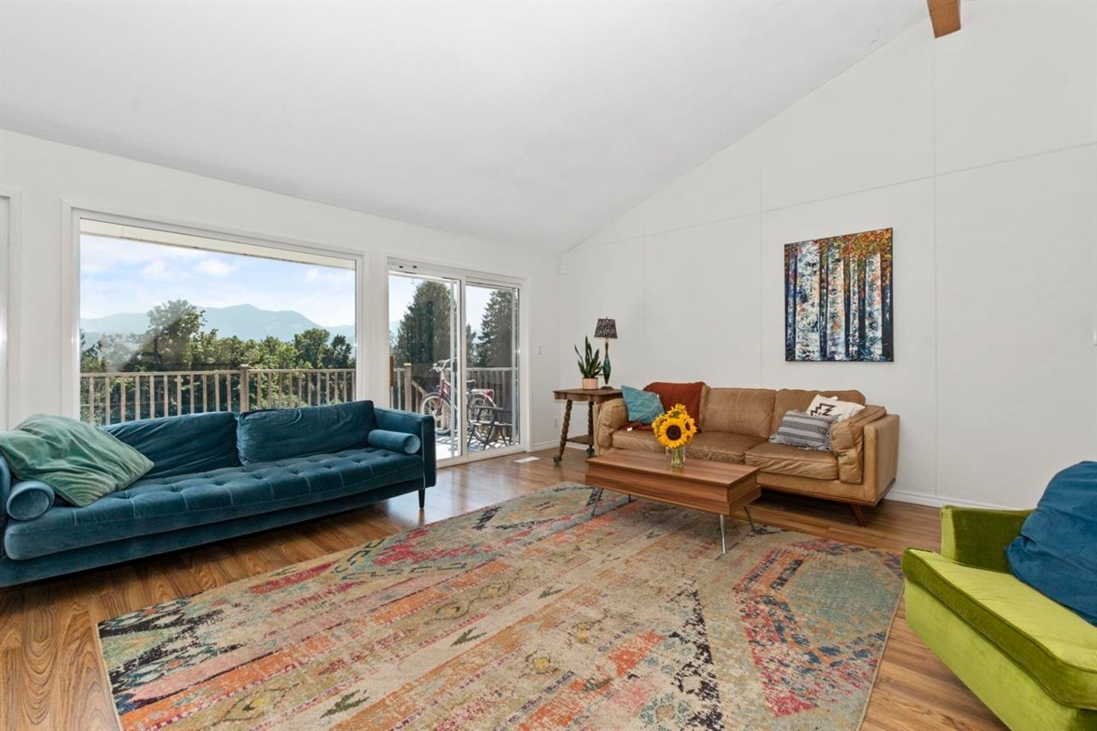 Pantry Photo of 10005 Kenswood Drive, Chilliwack, BC