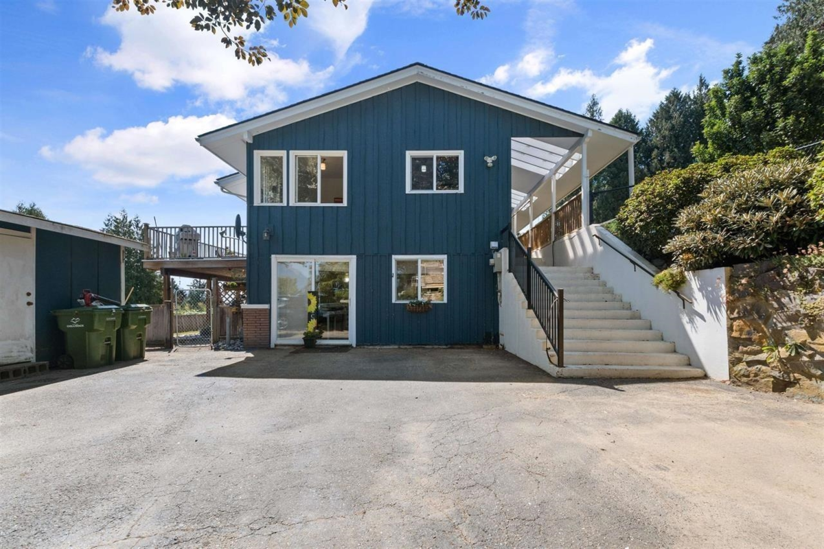 Primary Bathroom Photo of 10005 Kenswood Drive, Chilliwack, BC