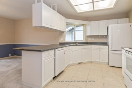 Primary Bedroom Photo of 106 31406 Upper Maclure Road, Abbotsford, BC