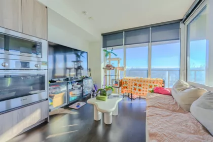 1602 4890 Lougheed Highway, Burnaby, BC, Capitol Hill BN — 2 bed apartment/condo for sale