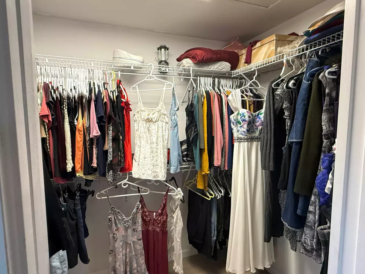 Laundry Room Photo of 46442 Chester Drive, Chilliwack, BC