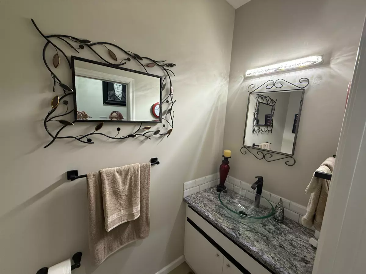 Office / Den Photo of 46442 Chester Drive, Chilliwack, BC