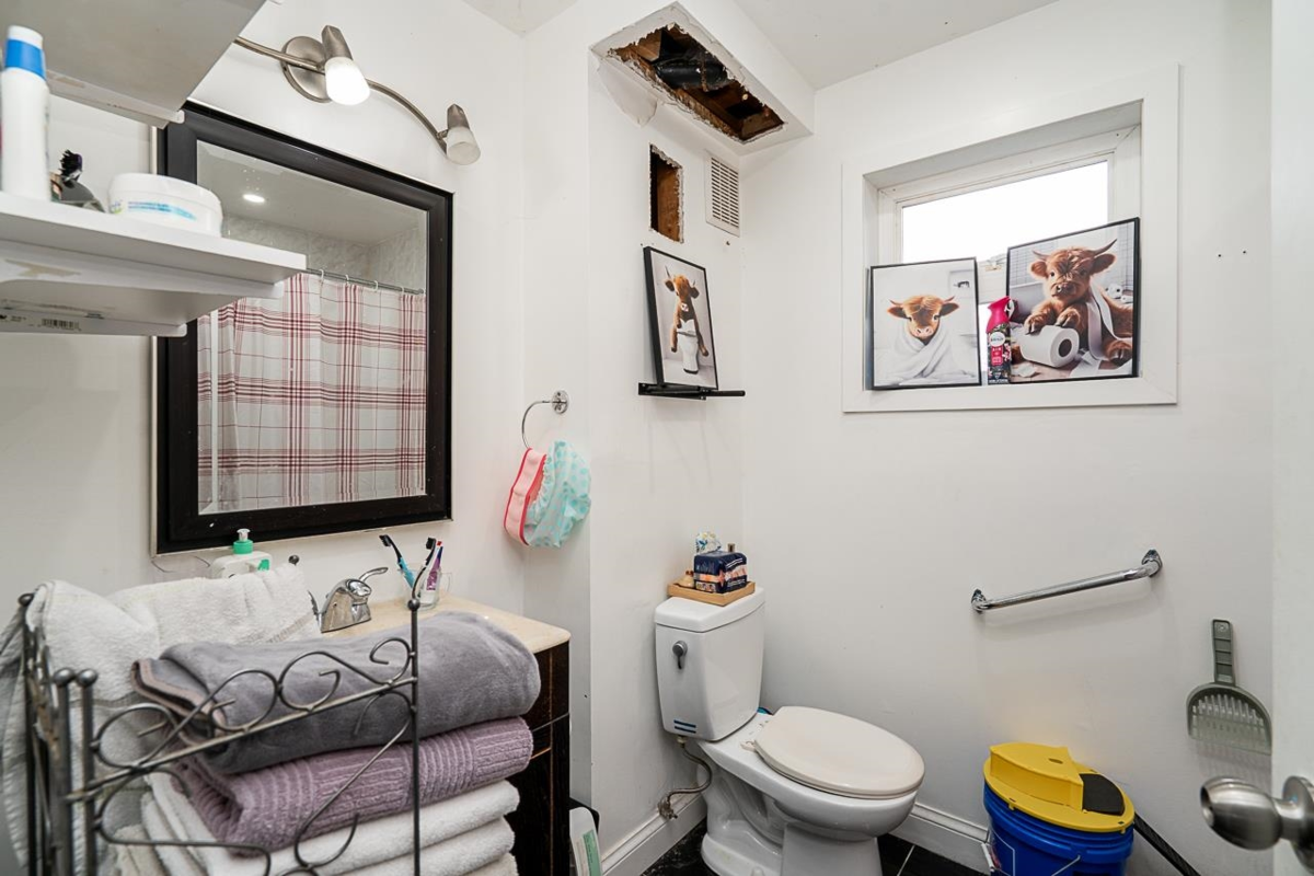 Office / Den Photo of 10830 85a Avenue, Delta, BC