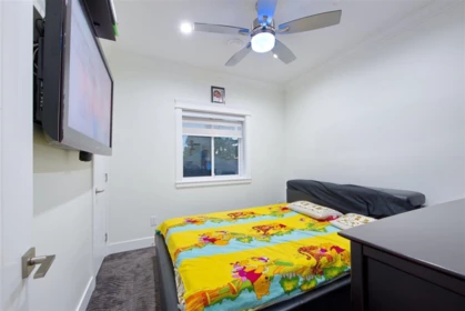 Loft / Bonus Room Photo of 5886 Sherbrooke Street, Vancouver, BC