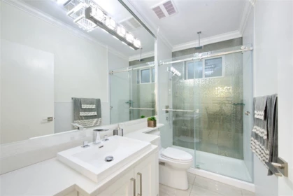 Office / Den Photo of 5886 Sherbrooke Street, Vancouver, BC