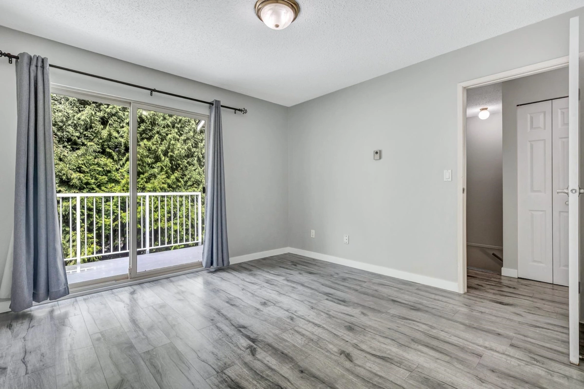 Basement Recreation Room Photo of 35 3075 Trethewey Street, Abbotsford, BC
