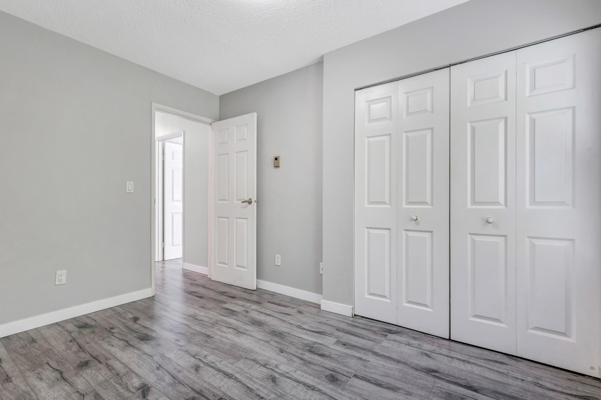 Hallway Photo of 35 3075 Trethewey Street, Abbotsford, BC