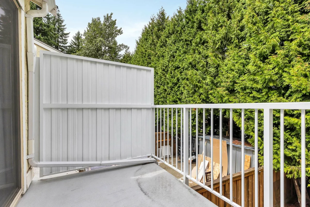 Laundry Room Photo of 35 3075 Trethewey Street, Abbotsford, BC