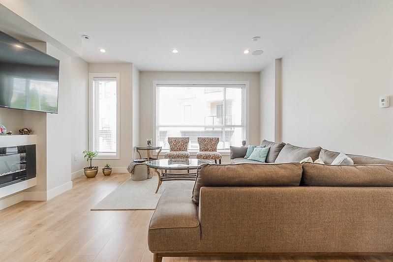 Hallway Photo of 33 16511 Watson Drive, Surrey, BC